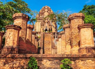 Du lịch Nha Trang – Khám phá vịnh ngọc bừng sáng Du lịch Nha Trang - Khám phá vịnh ngọc bừng sáng